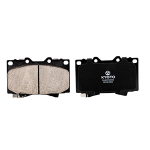 PASTILLA DE FRENO KYOTO 04465-60250 DELANTERA SEMI METALICA TOYOTA TUNDRA / LAND CRUISER MACHITO 1998-2006 / 4RUNNER